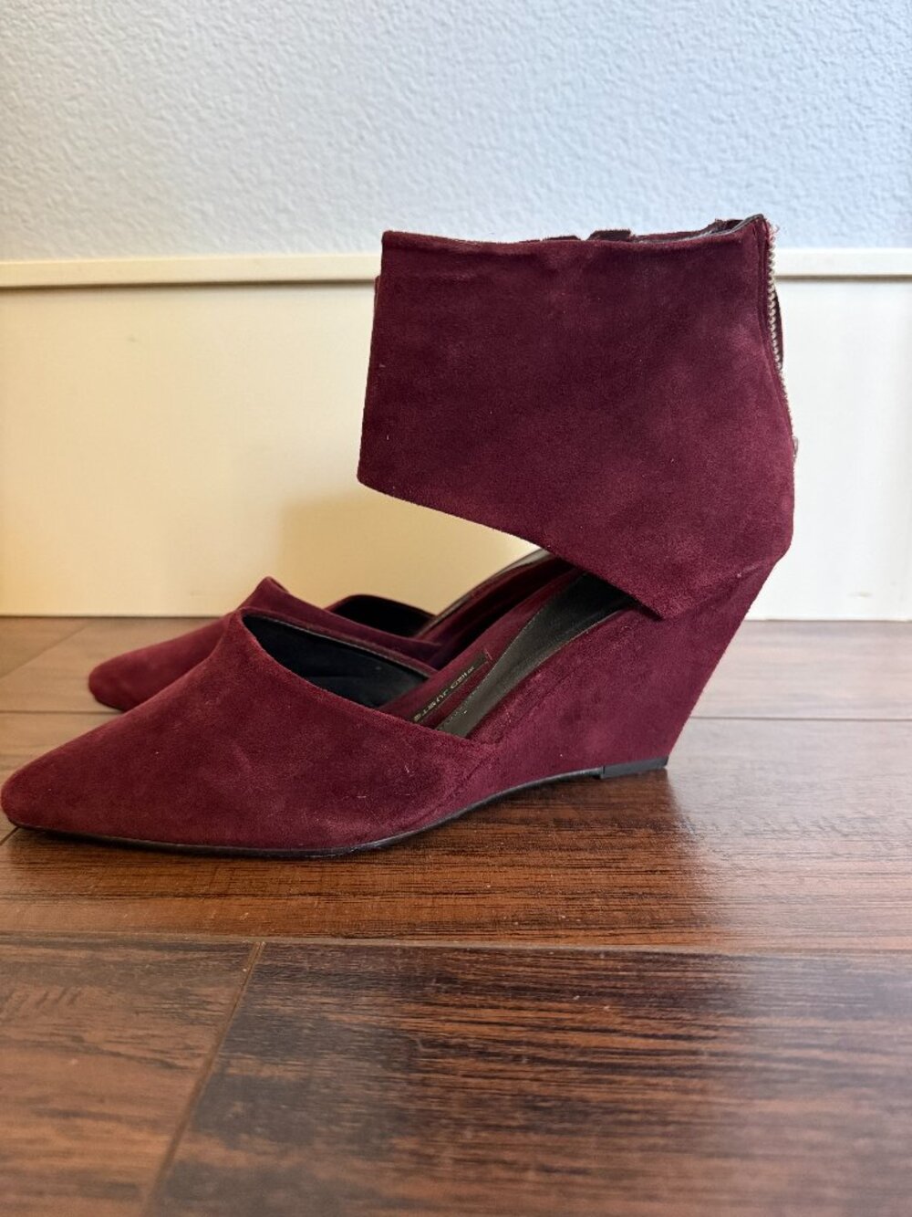 Pied Juste Burgundy Suede Pointed Toe Wedge Pumps Women's EU 40 Ankle Cuff